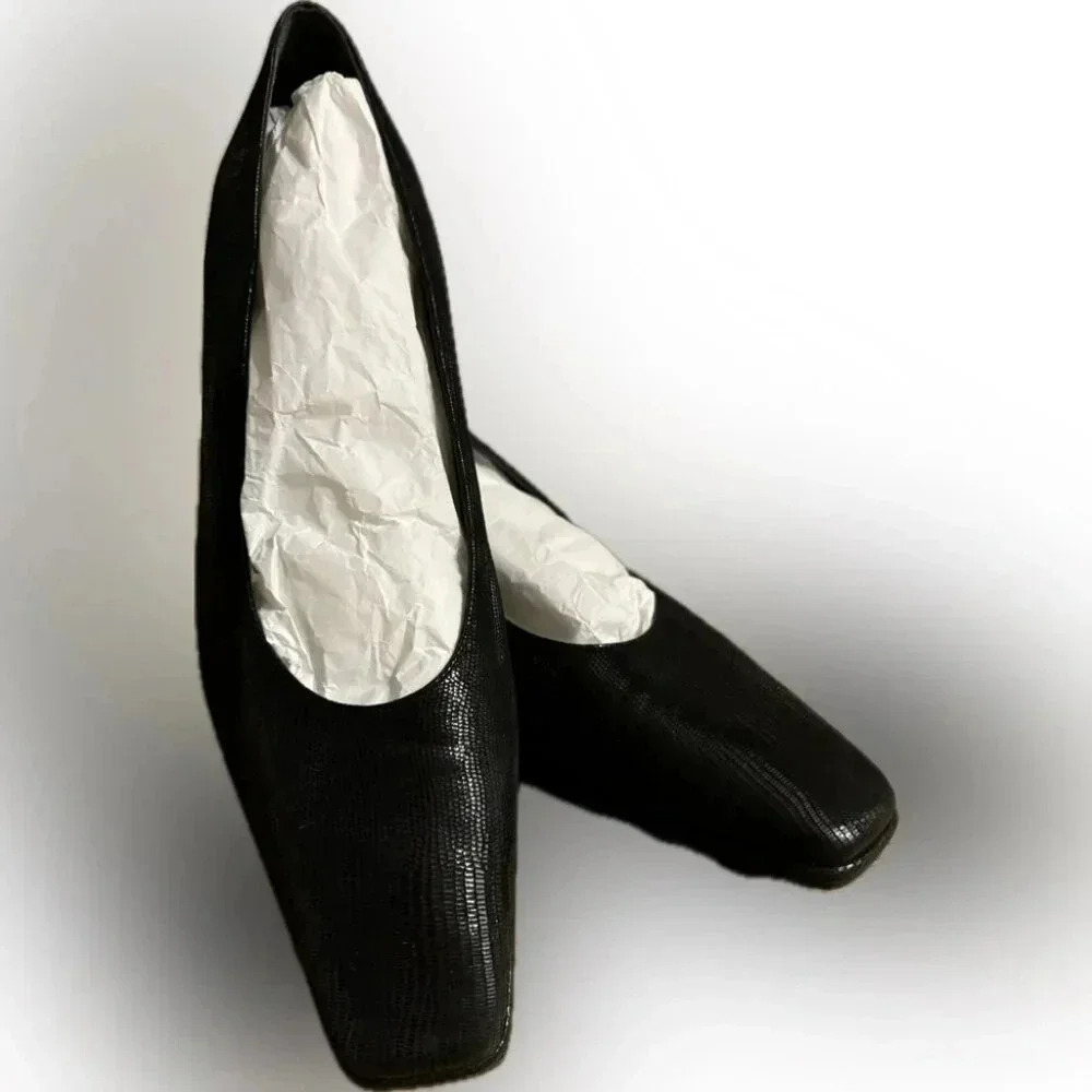 Stuart Weitzman Black Leather Heels - Picture 1 of 9